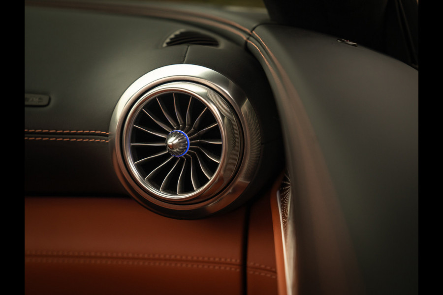 Mercedes-Benz SL-Klasse Roadster AMG 63 4MATIC+ | Nightpakket | Achteras besturing | Burmester | Massage