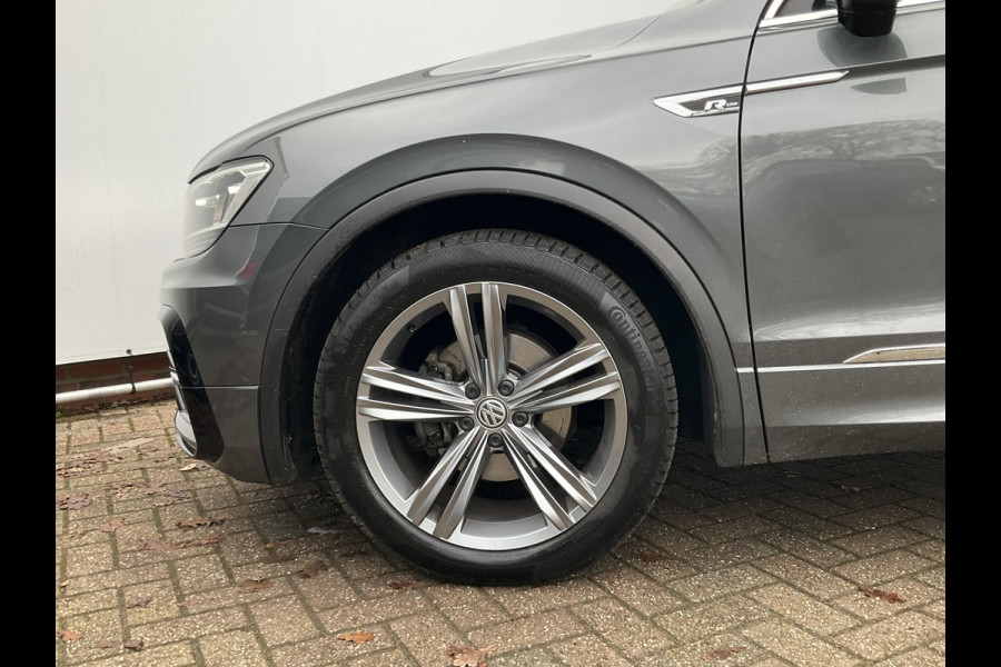 Volkswagen Tiguan 1.5 TSI ACT R-Line CarplayComfortline Business
