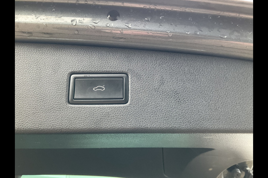 Volkswagen Tiguan 1.5 TSI ACT R-Line CarplayComfortline Business