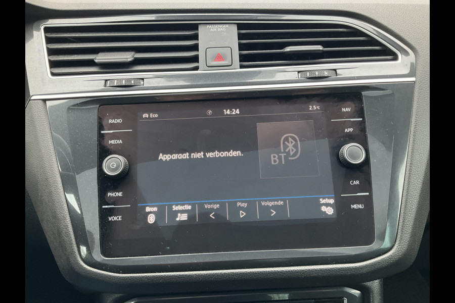 Volkswagen Tiguan 1.5 TSI ACT R-Line CarplayComfortline Business