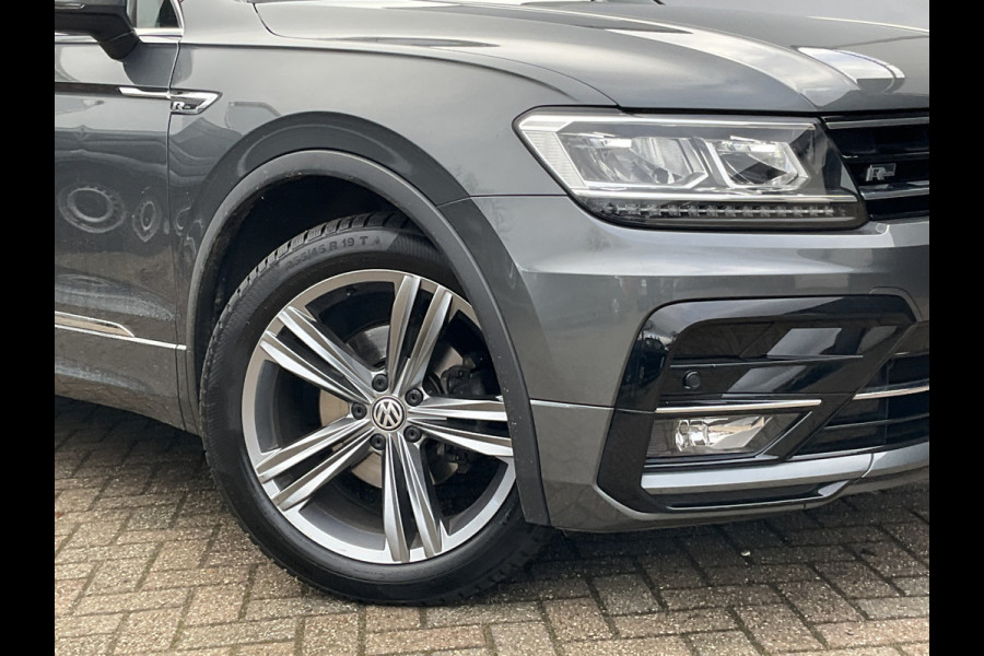 Volkswagen Tiguan 1.5 TSI ACT R-Line CarplayComfortline Business