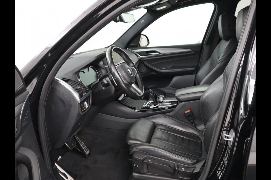 BMW X3 xDrive20i High Executive | M Sport | 1e eigenaar | Head-Up | Leder | Trekhaak | Stoelverwarming | Harman/Kardon | Camera | Keyless | Adaptive Drive | Sfeerverlichting | Full LED | Sportstoelen