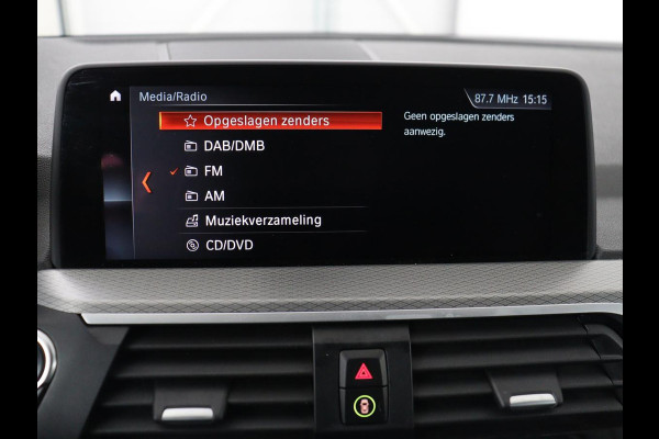 BMW X3 xDrive20i High Executive | M Sport | 1e eigenaar | Head-Up | Leder | Trekhaak | Stoelverwarming | Harman/Kardon | Camera | Keyless | Adaptive Drive | Sfeerverlichting | Full LED | Sportstoelen