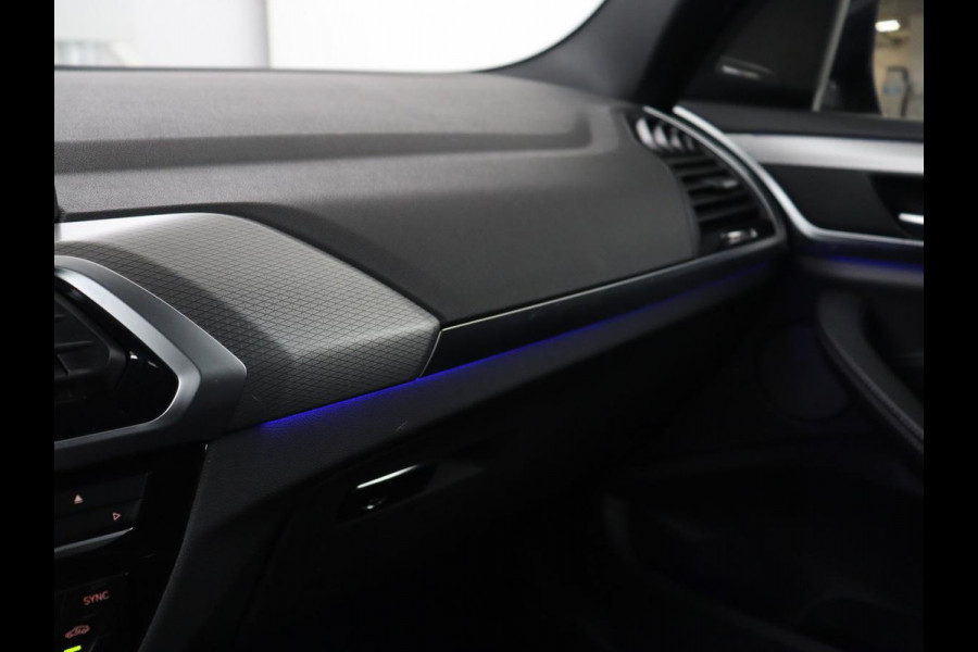 BMW X3 xDrive20i High Executive | M Sport | 1e eigenaar | Head-Up | Leder | Trekhaak | Stoelverwarming | Harman/Kardon | Camera | Keyless | Adaptive Drive | Sfeerverlichting | Full LED | Sportstoelen