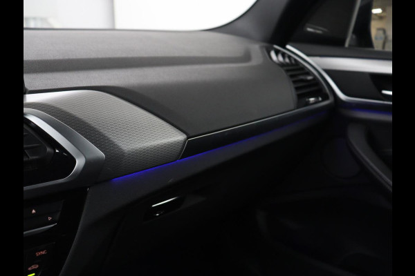 BMW X3 xDrive20i High Executive | M Sport | 1e eigenaar | Head-Up | Leder | Trekhaak | Stoelverwarming | Harman/Kardon | Camera | Keyless | Adaptive Drive | Sfeerverlichting | Full LED | Sportstoelen