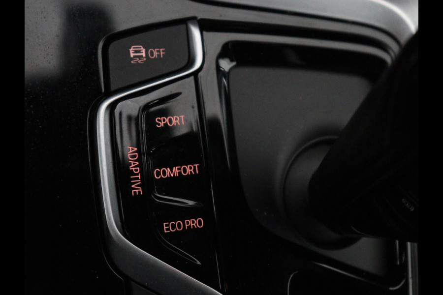 BMW X3 xDrive20i High Executive | M Sport | 1e eigenaar | Head-Up | Leder | Trekhaak | Stoelverwarming | Harman/Kardon | Camera | Keyless | Adaptive Drive | Sfeerverlichting | Full LED | Sportstoelen