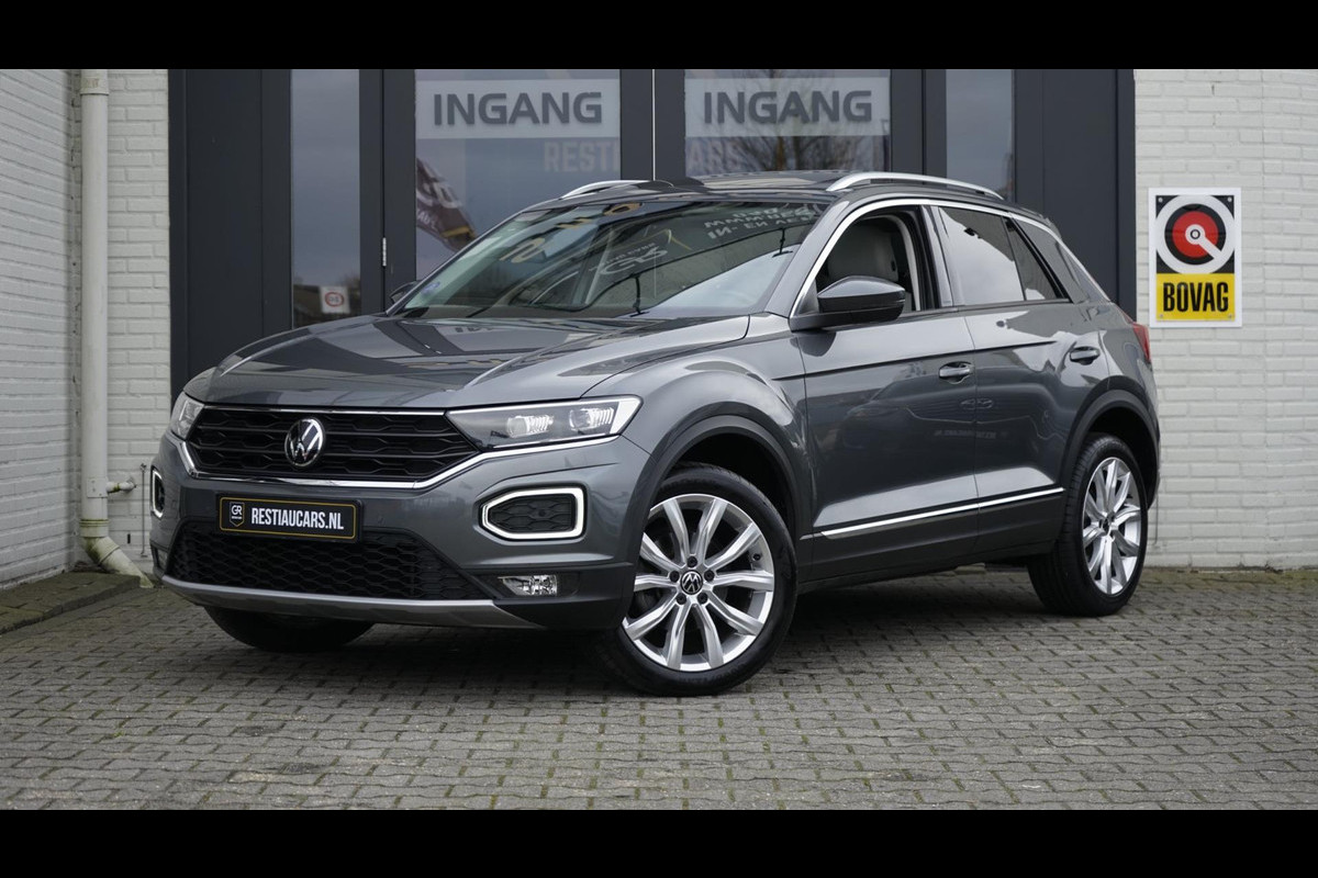 Volkswagen T-Roc 1.5 TSI Sport AUTOMAAT-ACC-CAMERA-CLIMA-FULL LED-KEYLESS-NAVIGATIE-PANORAMA-VIRTUEEL-VOLLEDER-STOELVERWARMING
