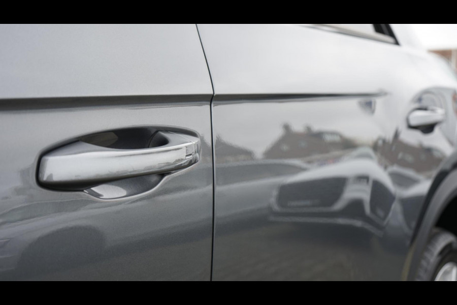 Volkswagen T-Roc 1.5 TSI Sport AUTOMAAT-ACC-CAMERA-CLIMA-FULL LED-KEYLESS-NAVIGATIE-PANORAMA-VIRTUEEL-VOLLEDER-STOELVERWARMING