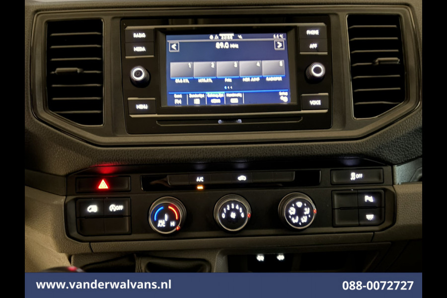 Volkswagen Crafter 2.0 TDI L3H2 L2H1 Euro6 Airco | Camera | Apple Carplay | Android Auto Bijrijdersbank
