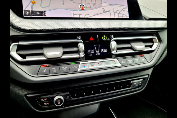 BMW 2 Serie Gran Coupé 218i Sport-Line Camera, HiFi, Tr.haak (1e eig. NL BTW)