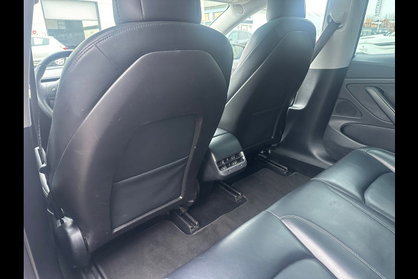 Tesla Model 3 Standard RWD Plus 60 kWh