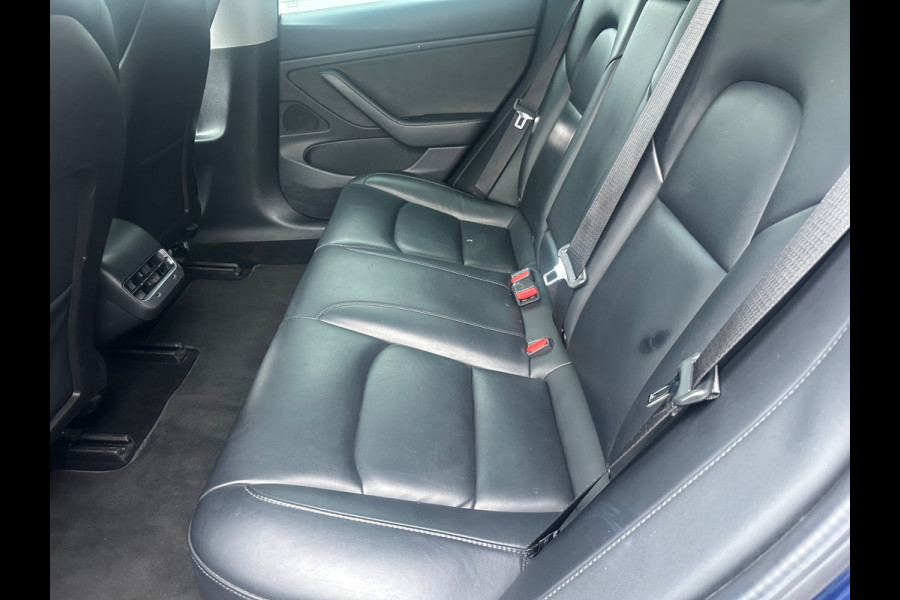 Tesla Model 3 Standard RWD Plus 60 kWh