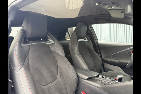 Toyota C-HR 2.0 Plug-in Hybrid 220 GR SPORT | Pano dak | Head-up | Rijklaar!!!