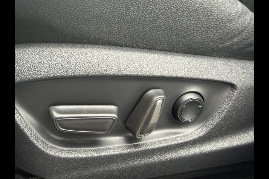 Toyota C-HR 2.0 Plug-in Hybrid 220 GR SPORT | Pano dak | Head-up | Rijklaar!!!