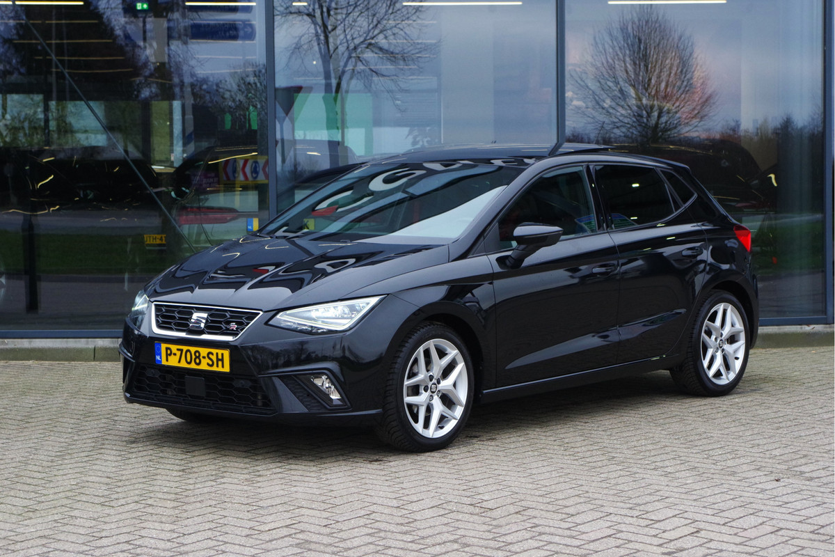 Seat Ibiza 1.0 TSI 110 PK Automaat FR Limited Edition, Panoramadak, Trekhaak, Camera, Stoelverwarming,
