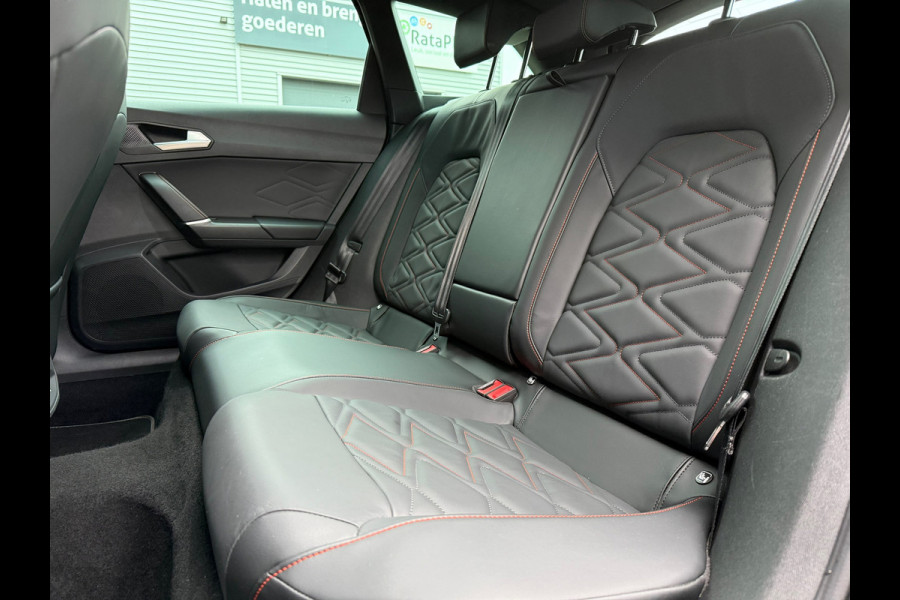 Seat Leon Sportstourer 1.4 TSI eHybrid PHEV FR - Leder - Navi - Trekhaak - Climate - Virt.Cockpit