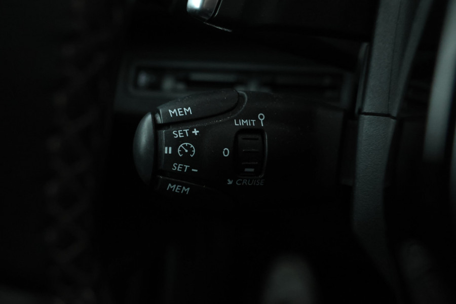 Peugeot 5008 1.5 BlueHDI Blue Lease Premium Avantage Automaat,7 Persoons, Navigatie, Climate,