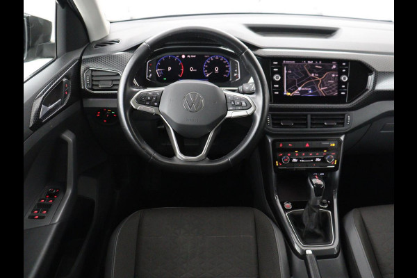 Volkswagen T-Cross 1.0 TSI Style | Automaat | Stoelverwarming | Camera | Virtual Cockpit | Trekhaak | Navigatie | Adaptive cruise | Full LED | Climate control | Parkeerhulp