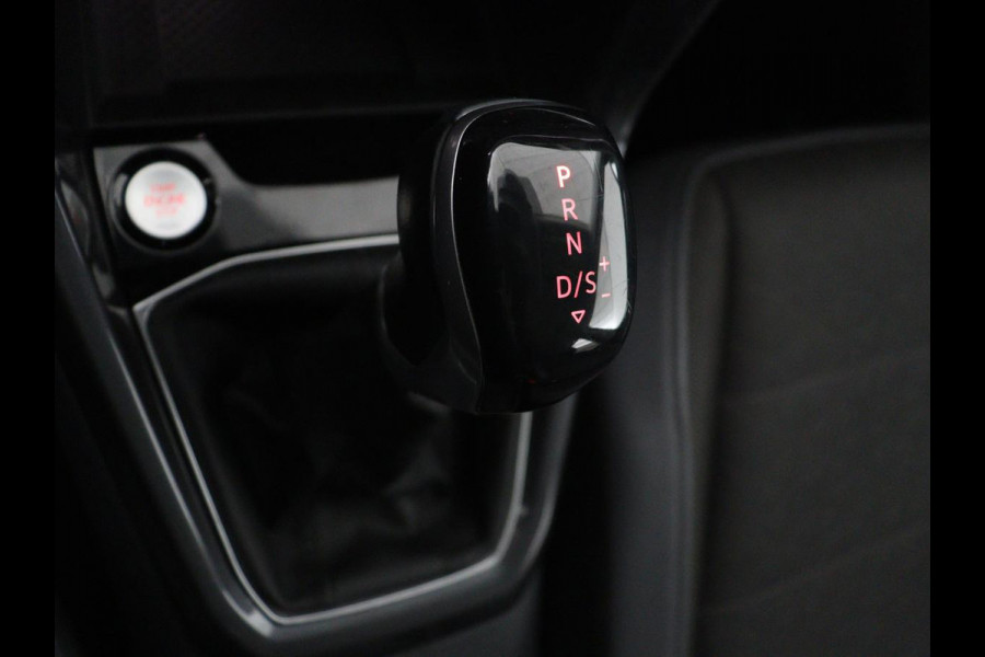 Volkswagen T-Cross 1.0 TSI Style | Automaat | Stoelverwarming | Camera | Virtual Cockpit | Trekhaak | Navigatie | Adaptive cruise | Full LED | Climate control | Parkeerhulp