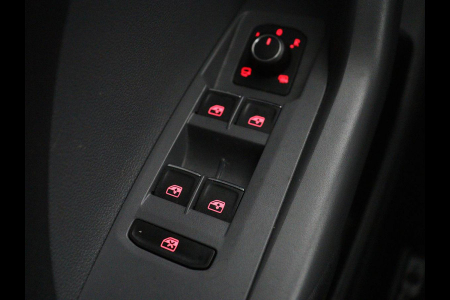 Volkswagen T-Cross 1.0 TSI Style | Automaat | Stoelverwarming | Camera | Virtual Cockpit | Trekhaak | Navigatie | Adaptive cruise | Full LED | Climate control | Parkeerhulp