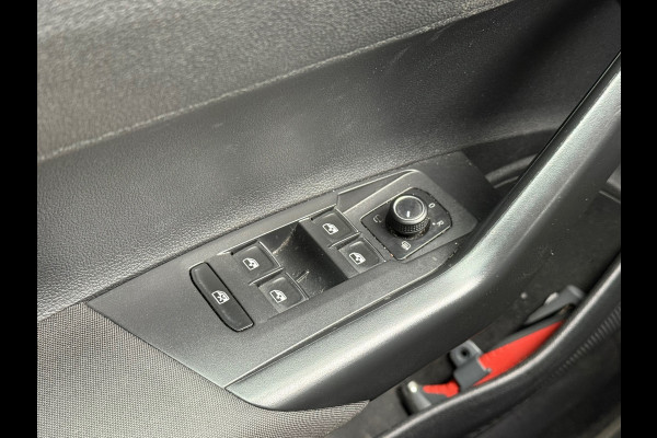 Volkswagen Polo 1.0 TSI Highline R l Pano l Xenon l Camera l Virtual l ACC l PDC l Climate l