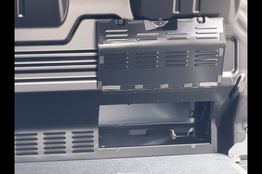 Ford Transit Custom 320 2.0 TDCI L2H1 Limited / Next Level Edition  / trekhaak / BPM VRIJ