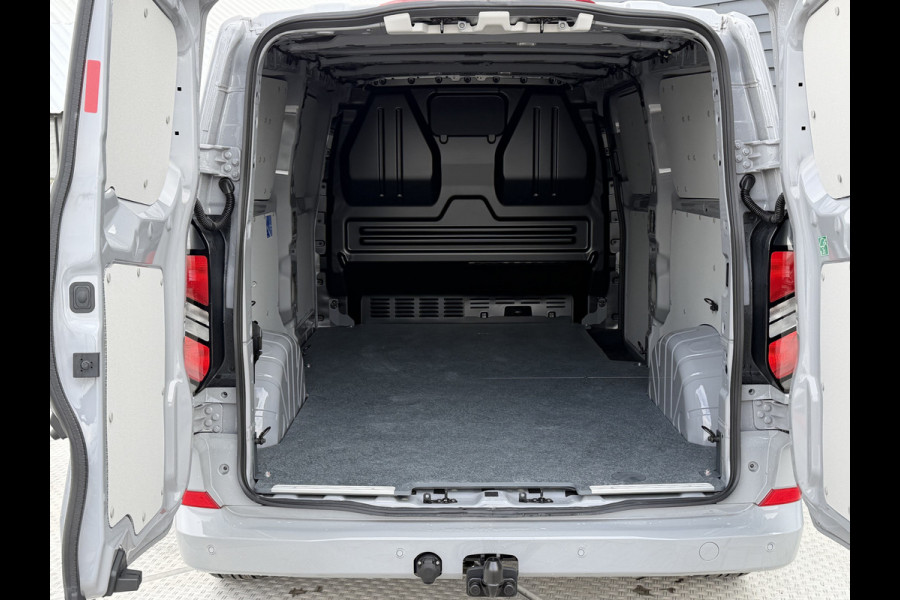 Ford Transit Custom 320 2.0 TDCI L2H1 Limited / Next Level Edition  / trekhaak / BPM VRIJ