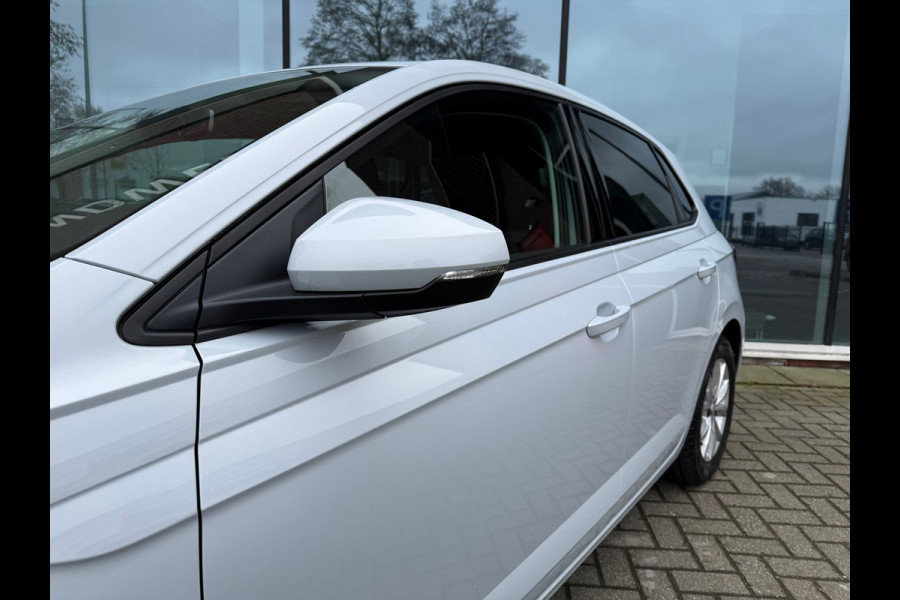 Volkswagen Polo 1.0 TSI 116pk Highline - Automaat - Navi - Climate - Winterpakket - Trekhaak
