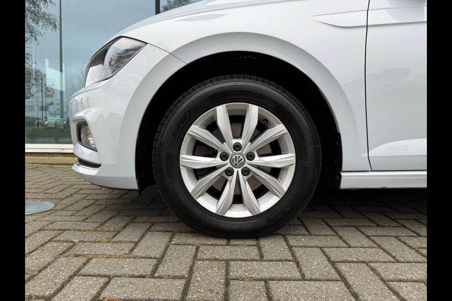 Volkswagen Polo 1.0 TSI 116pk Highline - Automaat - Navi - Climate - Winterpakket - Trekhaak