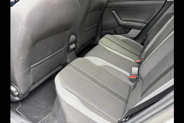 Volkswagen Polo 1.0 TSI 116pk Highline - Automaat - Navi - Climate - Winterpakket - Trekhaak