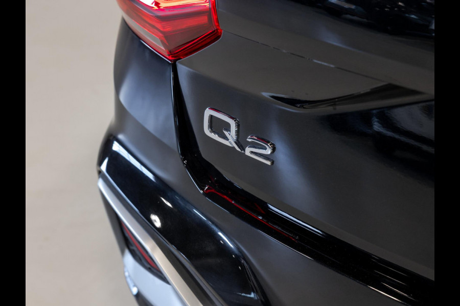 Audi Q2 35 TFSI S-Line Edition / 150pk / Stoelverwarming / Keyless entry / Matrix LED / Adaptieve cruise control /