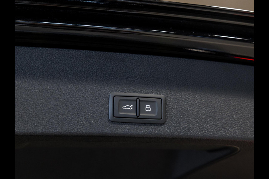 Audi Q2 35 TFSI S-Line Edition / 150pk / Stoelverwarming / Keyless entry / Matrix LED / Adaptieve cruise control /