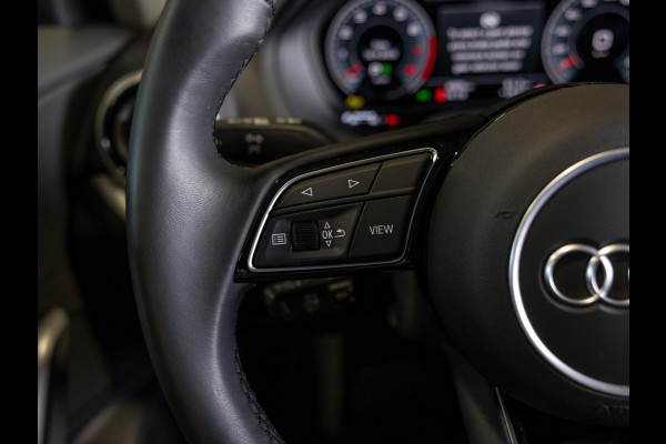 Audi Q2 35 TFSI S-Line Edition / 150pk / Stoelverwarming / Keyless entry / Matrix LED / Adaptieve cruise control /