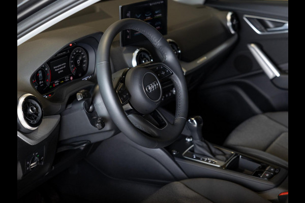 Audi Q2 35 TFSI S-Line Edition / 150pk / Stoelverwarming / Keyless entry / Matrix LED / Adaptieve cruise control /