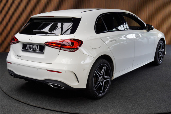 Mercedes-Benz A-Klasse 250e AMG Line Leer Navi Camera Climate Stoelverwarming PTS LM velgen EQ BTW auto!