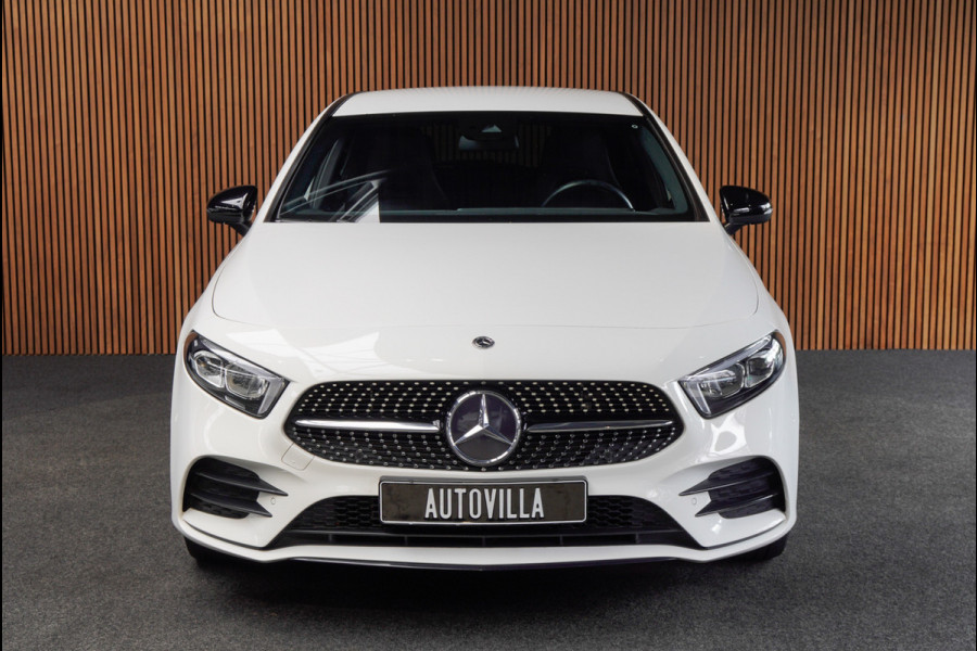 Mercedes-Benz A-Klasse 250e AMG Line Leer Navi Camera Climate Stoelverwarming PTS LM velgen EQ BTW auto!