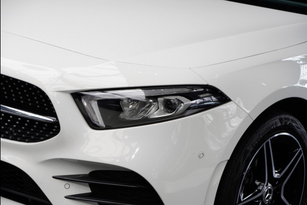 Mercedes-Benz A-Klasse 250e AMG Line Leer Navi Camera Climate Stoelverwarming PTS LM velgen EQ BTW auto!