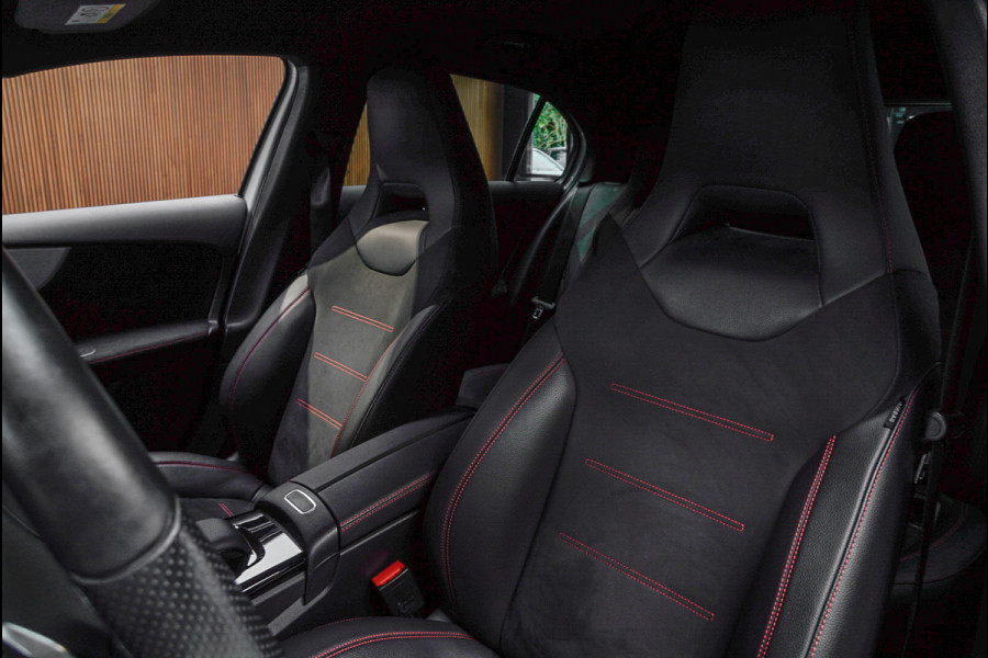 Mercedes-Benz A-Klasse 250e AMG Line Leer Navi Camera Climate Stoelverwarming PTS LM velgen EQ BTW auto!