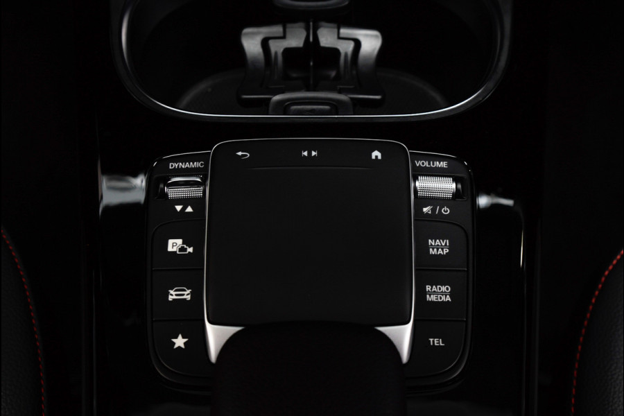 Mercedes-Benz A-Klasse 250e AMG Line Leer Navi Camera Climate Stoelverwarming PTS LM velgen EQ BTW auto!