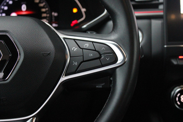 Renault Captur 1.3 TCe 130PK AUTOMAAT INTENS | APPLE CARPLAY/ANDROID AUTO | STOEL VERWARMING | NAVIGATIE | FULL LED KOPLAMPEN | ADAPTIVE CRUISE CONTROL | ACHTERUITRIJ CAMERA | LICHTMETALEN VELGEN 17" | DODEHOEK DETECTIE | PARKEERSENSOREN VOOR + ACHTER | DAB+ RADIO | CLIMATE CONTROL | KEYLESS ENTRY/START |