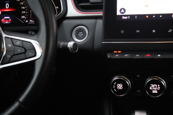 Renault Captur 1.3 TCe 130PK AUTOMAAT INTENS | APPLE CARPLAY/ANDROID AUTO | STOEL VERWARMING | NAVIGATIE | FULL LED KOPLAMPEN | ADAPTIVE CRUISE CONTROL | ACHTERUITRIJ CAMERA | LICHTMETALEN VELGEN 17" | DODEHOEK DETECTIE | PARKEERSENSOREN VOOR + ACHTER | DAB+ RADIO | CLIMATE CONTROL | KEYLESS ENTRY/START |