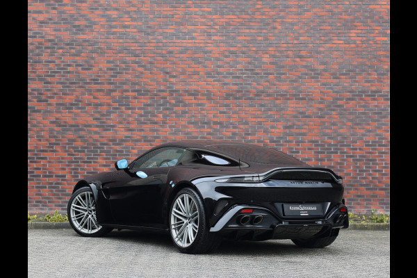 Aston Martin Vantage 4.0 V8 | Onyx Black