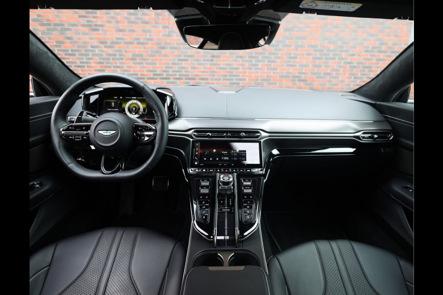 Aston Martin Vantage 4.0 V8 | Onyx Black