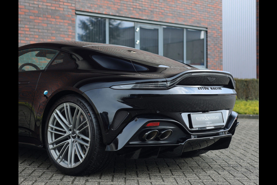Aston Martin Vantage 4.0 V8 | Onyx Black
