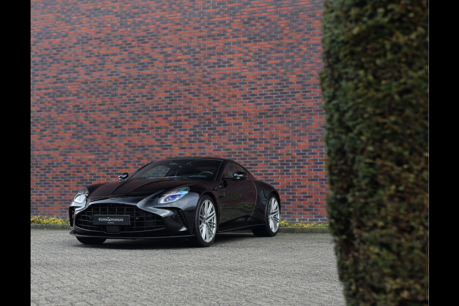 Aston Martin Vantage 4.0 V8 | Onyx Black