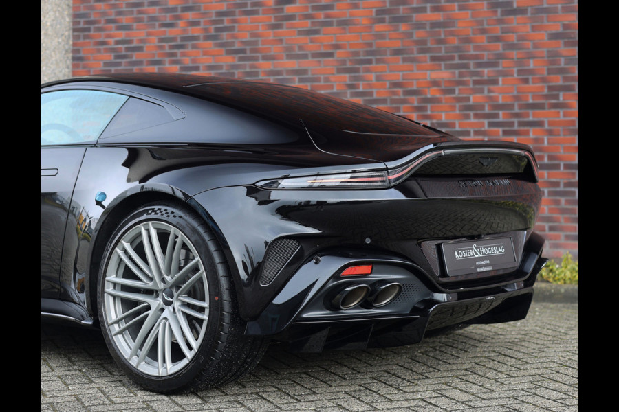 Aston Martin Vantage 4.0 V8 | Onyx Black