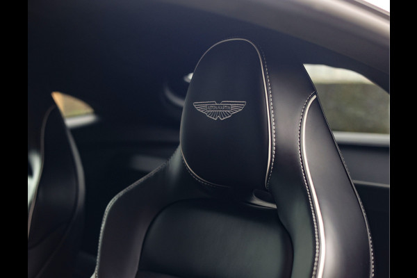 Aston Martin Vantage 4.0 V8 | Onyx Black