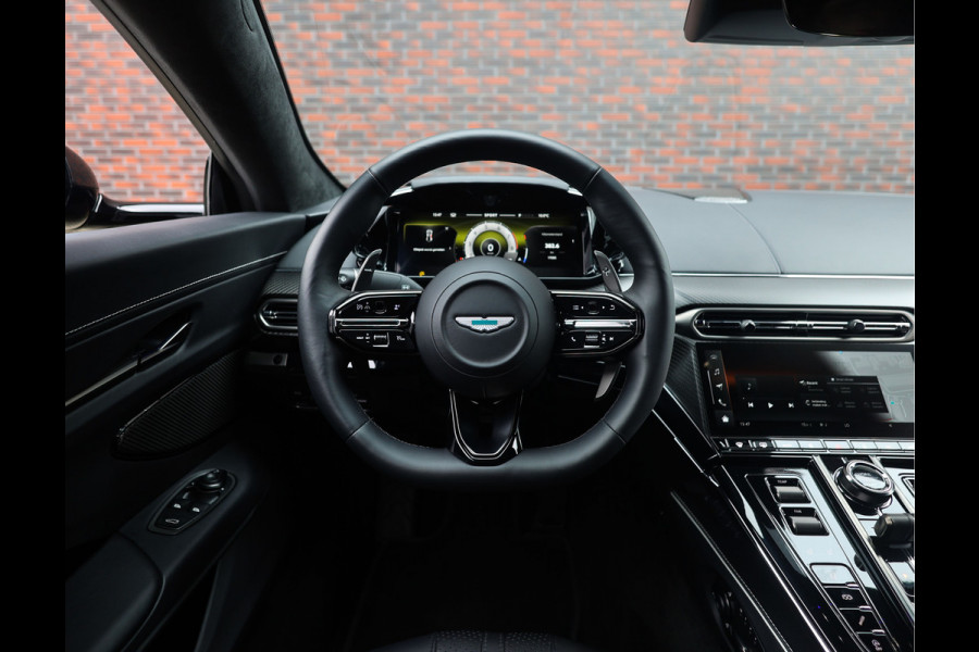 Aston Martin Vantage 4.0 V8 | Onyx Black