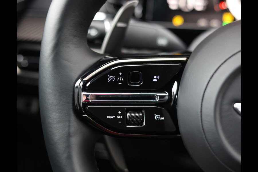 Aston Martin Vantage 4.0 V8 | Onyx Black