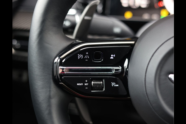 Aston Martin Vantage 4.0 V8 | Onyx Black